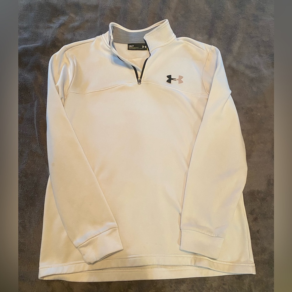 Men’s Small UA pullover